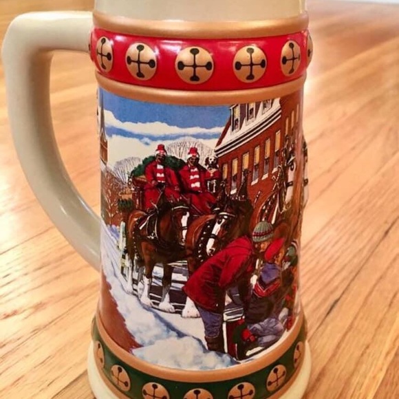 Budweiser VTG 1993 Hometown Holiday Christmas Beer Stein Mug Clydesdales Horses - Picture 2 of 7